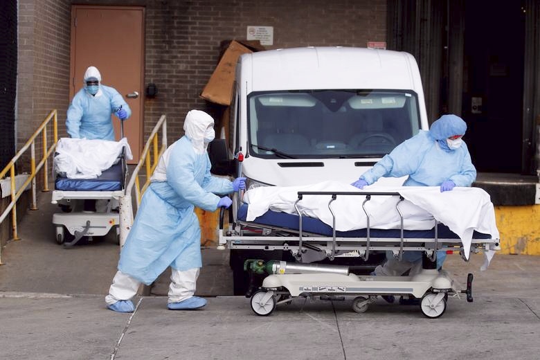 74 заразени медици, 62-ма излекувани, двама починали