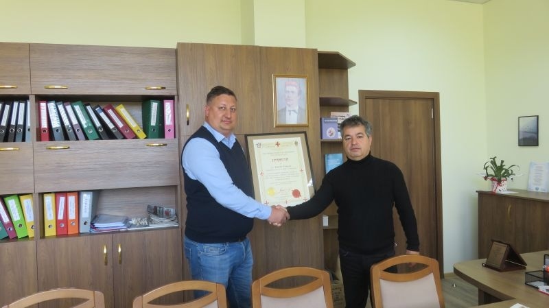 Директорът на МБАЛ-Пазарджик - с благодарствена грамота от Ордена на тамплиерите