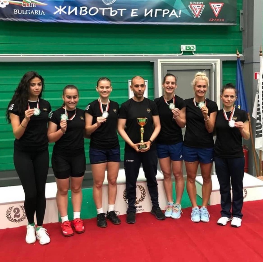 Вицешампионска титла за жените на “Бадминтон скуош клуб Пазарджик“ 