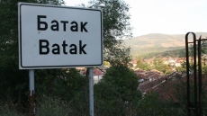 Жители на Батак спират движението, искат да са град-община