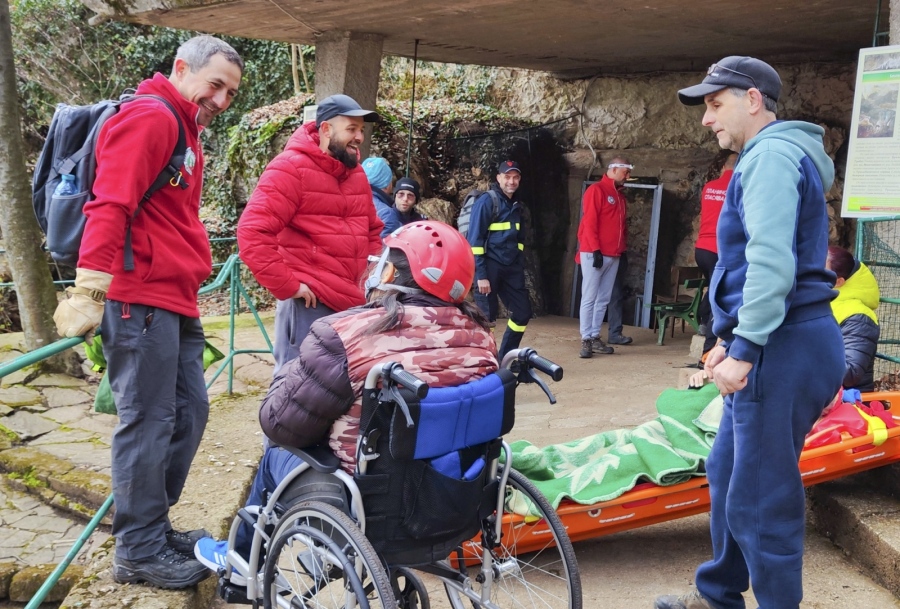 Планинските спасители подариха „един от най-прекрасните дни“ в живота на Руми