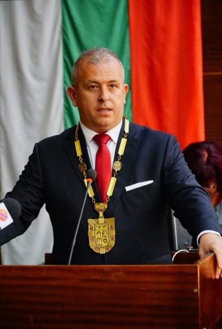 Йордан Младенов е официален кандидат за нов кметски мандат