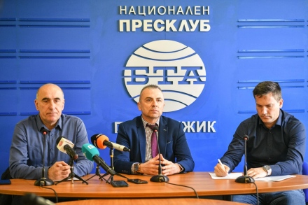 Община Пазарджик: Сваляме всякакво доверие от ръководството на ФК  Хебър - то само се избра