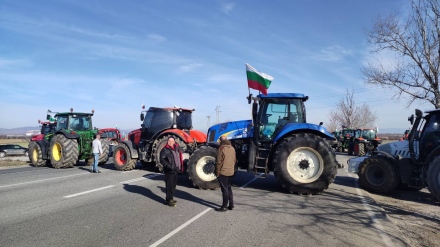 Днес следобед земеделците блокират и дефилето Варвара – Велинград