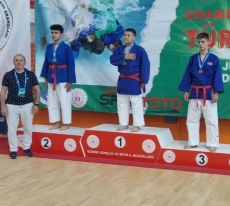 Европейски титли по кураш за двама състезатели на “Кодокан“ и Спортното училище - браво на Цветомир Вълков и  Стилян Гушков!