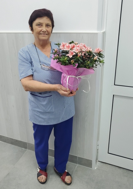 51 години Величка Ночева работи като медицинска сестра в МБАЛ-Пазарджик