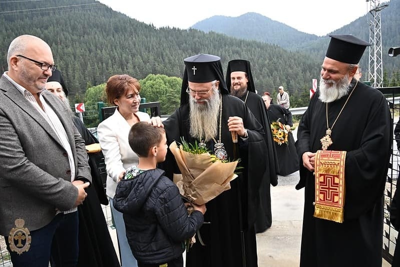 Пловдивският митрополит Николай освети параклис на „Св. Михаил воин - Българин“ във Фотиново