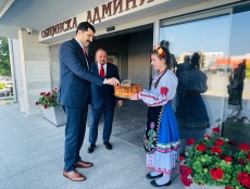 Посланикът на ОАЕ гостува в Панагюрище, остана силно впечатлен от видяното