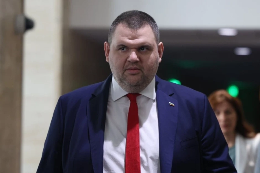 Пеевски настоя за спешни и решителни действия за трайното разрешаване на водната криза
