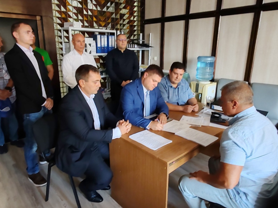 В Пазарджик: ПП “Възраждане“ регистрира листа с 39 кандидати за общински съветници в Деня на Съединението