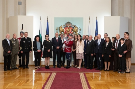 Радостна вест не само за Пещера: Президентът Румен Радев награди с Почетен знак Мария Златкова от НЧ “Развитие-1873 г.“