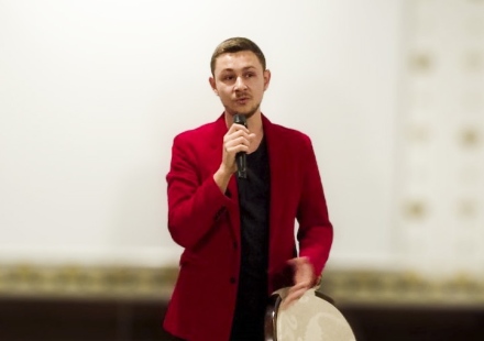 Пълна зала за премиерното представяне на “Родопската теснолинейка Септември – Добринище“ в Пазарджик