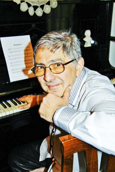 Хайгашод Агасян: Аз като вървя по улицата, пея