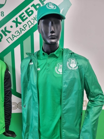 Хебър си търси нова фирма, която да облича представителния тим и ДЮШ 