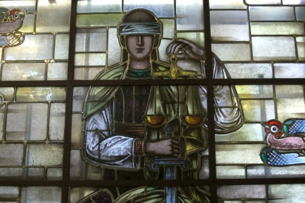 Прокуратурата привлече като обвиняем водача, убил жена на пешеходна пътека в Момина клисура