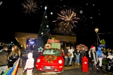 Предколедно: Снежанка на кокили, инфлуенсъри и 3D шоута