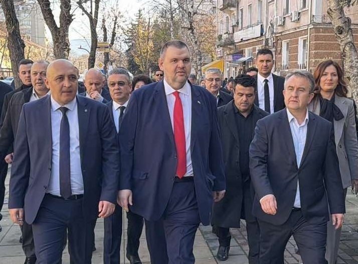 Делян Пеевски от Кърджали: Държавата трябва да е стабилна - гражданите искат спокойствие и да се работи за тях