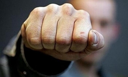 Дядо и майка са с опасност за живота след жесток побой от внука и сина в Пазарджик