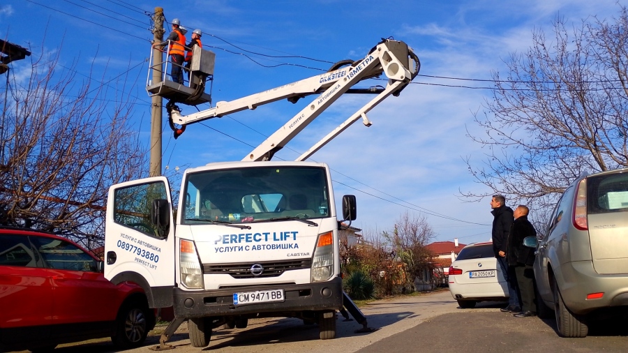 От Драгор днес започна подмяната на 5000 лампи в 14 села в община Пазарджик