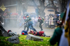 Барут, огън и дим: Вълнуваща и впечатляваща бе възстановката на Освобождението на Пазарджик отпреди 148 години