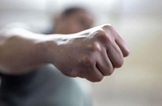 Две групи се били на „Болнична“, пострадали двама братя