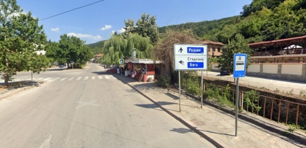 Автобусни фирми отказват на малки градове или вдигат цените на билетите