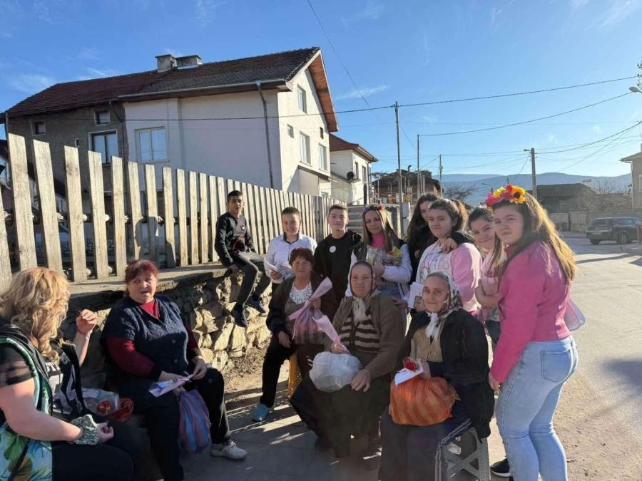 Отново благотворителен базар в Костандово днес