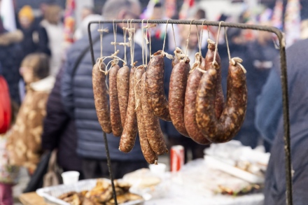 Каква е тайната на радиловската саздърма? С 15 тави от месния деликатес и със 100 литра вино се отсрамиха домакините на \