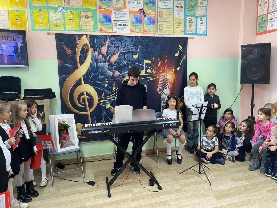 Официално бяха открити обновените музикални студия в ЦПЛР-ОДК във Велинград