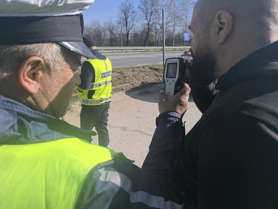 Първа полицейска операция по метода „широкообхватен контрол” за годината