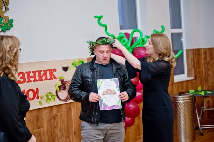 Атанас Чилев от Карабунар е общинският Цар на виното за 2026 година