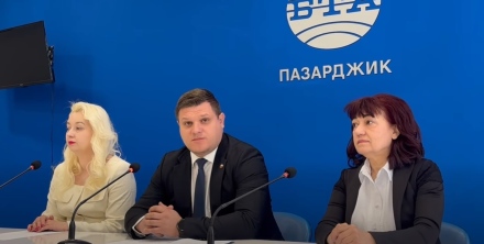 “Възраждане“ регистрира листата си в РИК-Пазарджик, Стоян Таслаков е водач