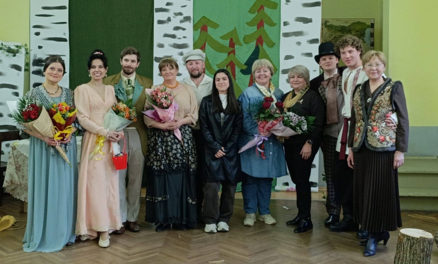 Руският камерен театър в София развълнува пазарджиклии с “Пирог“ на Крилов