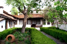 Литературна вечер, посветена на поета Теодор Траянов, тази вечер в къщата музей „Константин Величков“