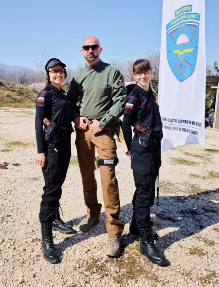 И дамите в пазарджишкия затвор се доказаха като добри стрелци