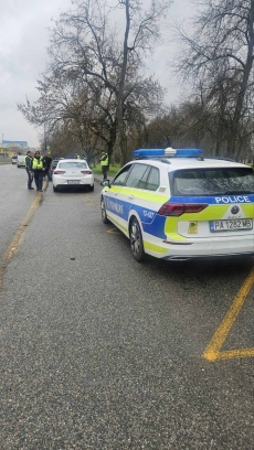 1515 лица, 1355 моторни превозни средства и 73 търговски обекта са проверени в последната полицейска операция