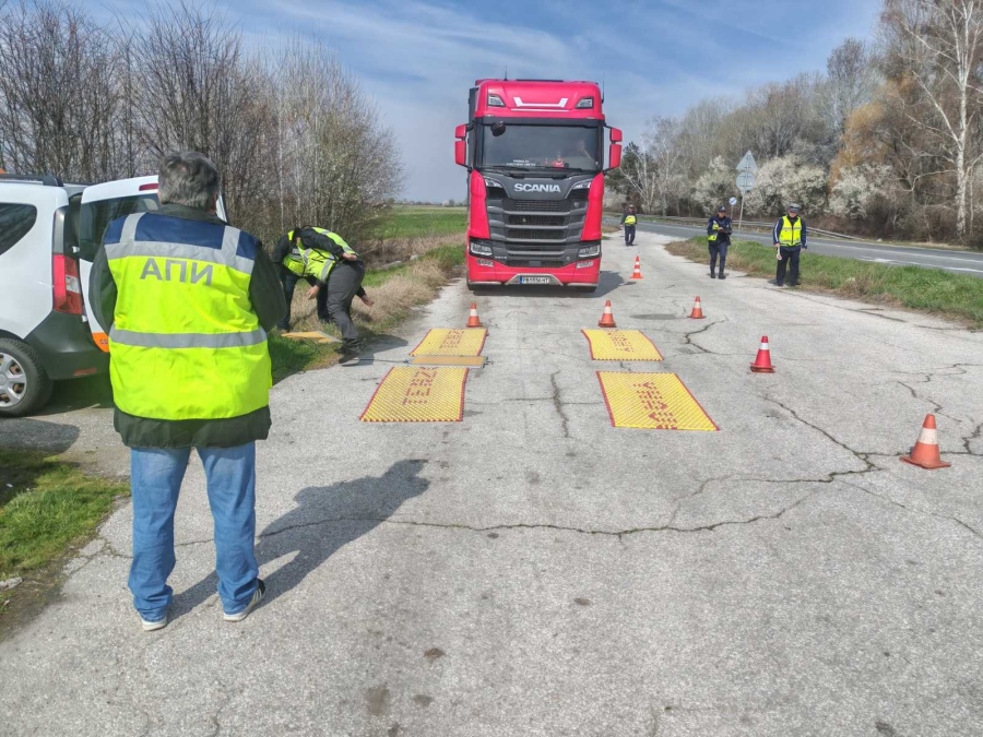 137 МПС-та и 149 лица провериха полицаите днес на разклона за Говедаре, вижте какви нарушения бяха санкционирани
