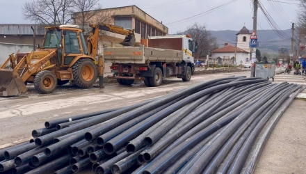 Започна ремонт на уличния водопровод в Огняново