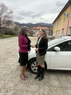 КСУДС-Брацигово получи автомобил от Агенция „Митници“