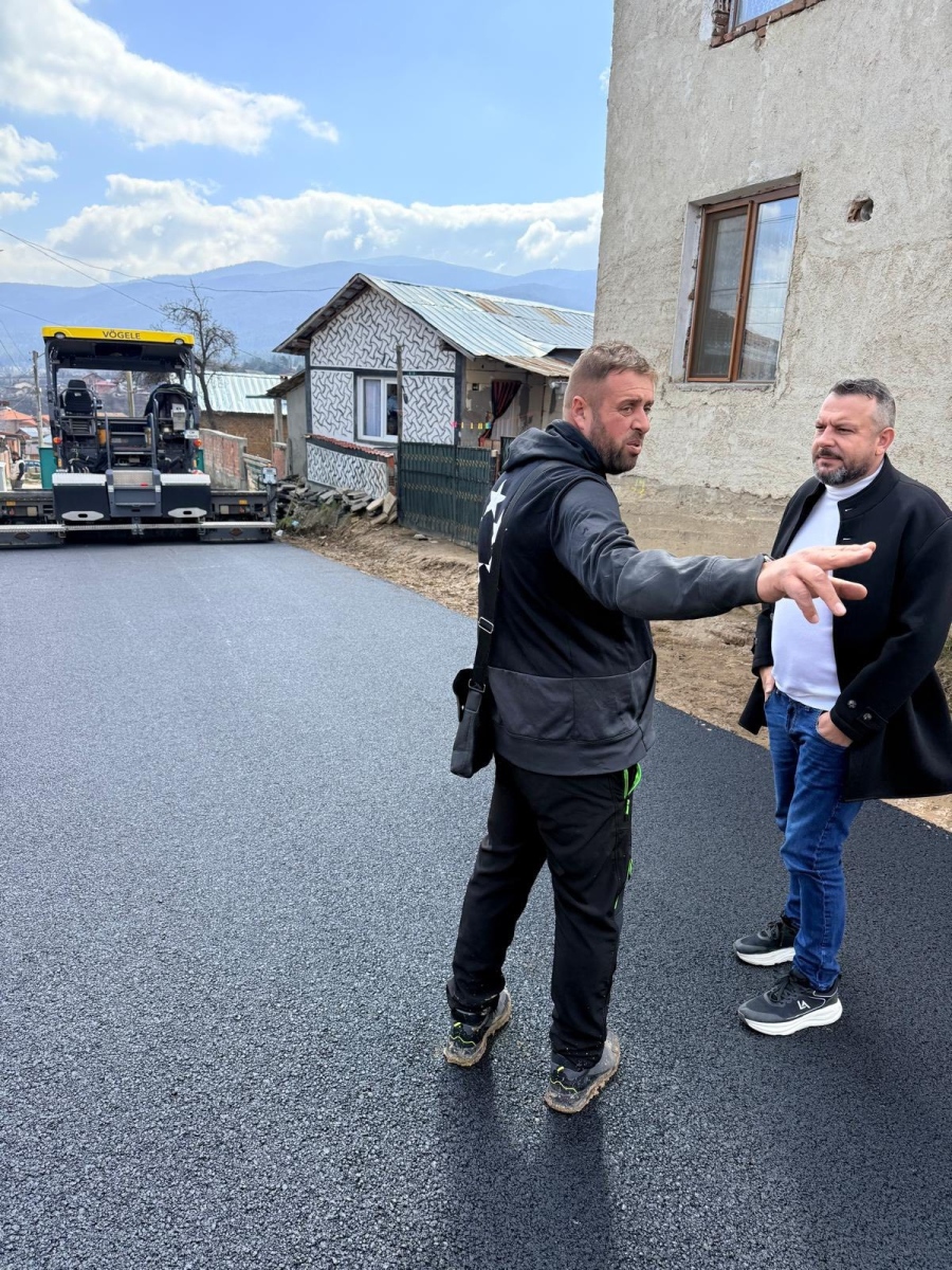 Изкърпват дупки в трите населени места в община Ракитово