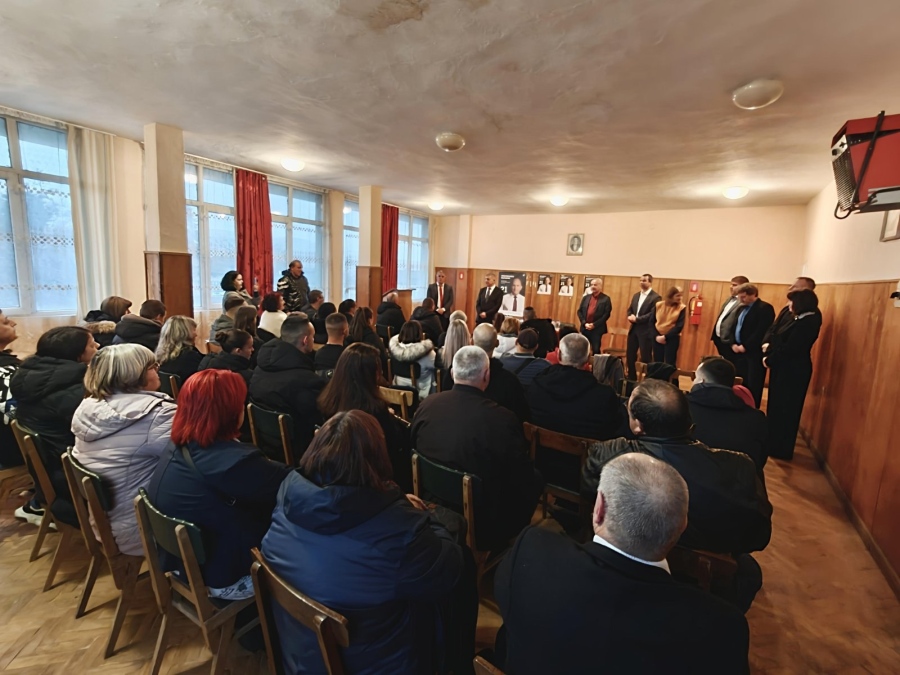 Гълъб Донев в Ракитово и Костандово: Отвращението от арогантността на властимащите тръгва в друга посока 