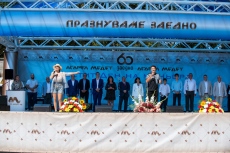 Михаил Белчев написа фирмената песен на „Асарел-Медет“ и твори с наши земляци 