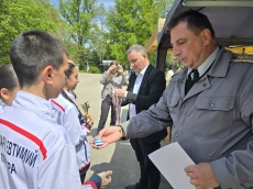 Отборът на пещерското ОУ „Св. Патриарх Евтимий“ е победителят в ученическото състезание „Млад спасител“ .