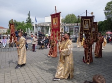 Възможни затруднения в движението заради празничното литийно шествие утре