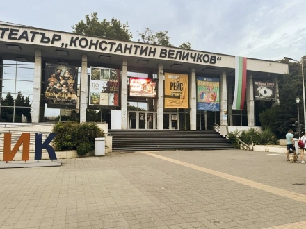 НСС нищи злоупотребите в театъра, после Солов му стана ортак със скандална поръчка