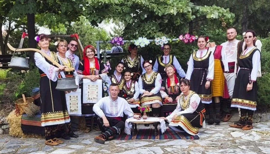 Фолклорният фестивал “Ха, надпей ме…“ в село Левски вече е национален