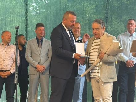 Ракитово празнува! Новите почетни граждани са д-р Йордан Пелев и проф. Николай Белев - специален гост днес ще е певицата Емилия 