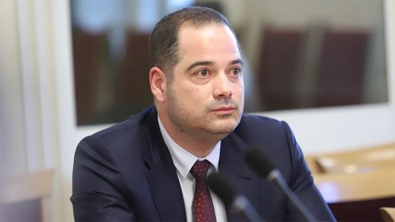 ДПС сезира Интерпол и Европол за действията на министър Демерджиев