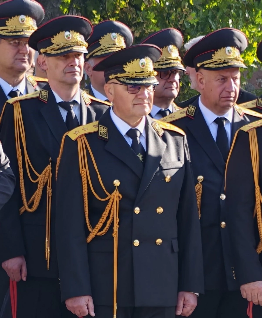 На специална церемония: Министър Демерджиев награди шефа на ОД МВР-Пазарджик Сълко Литов послучай Празника на МВР