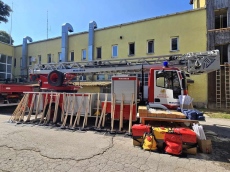 Доброволци от 43 населени места в областта получиха специализирано оборудване за гасене на пожари